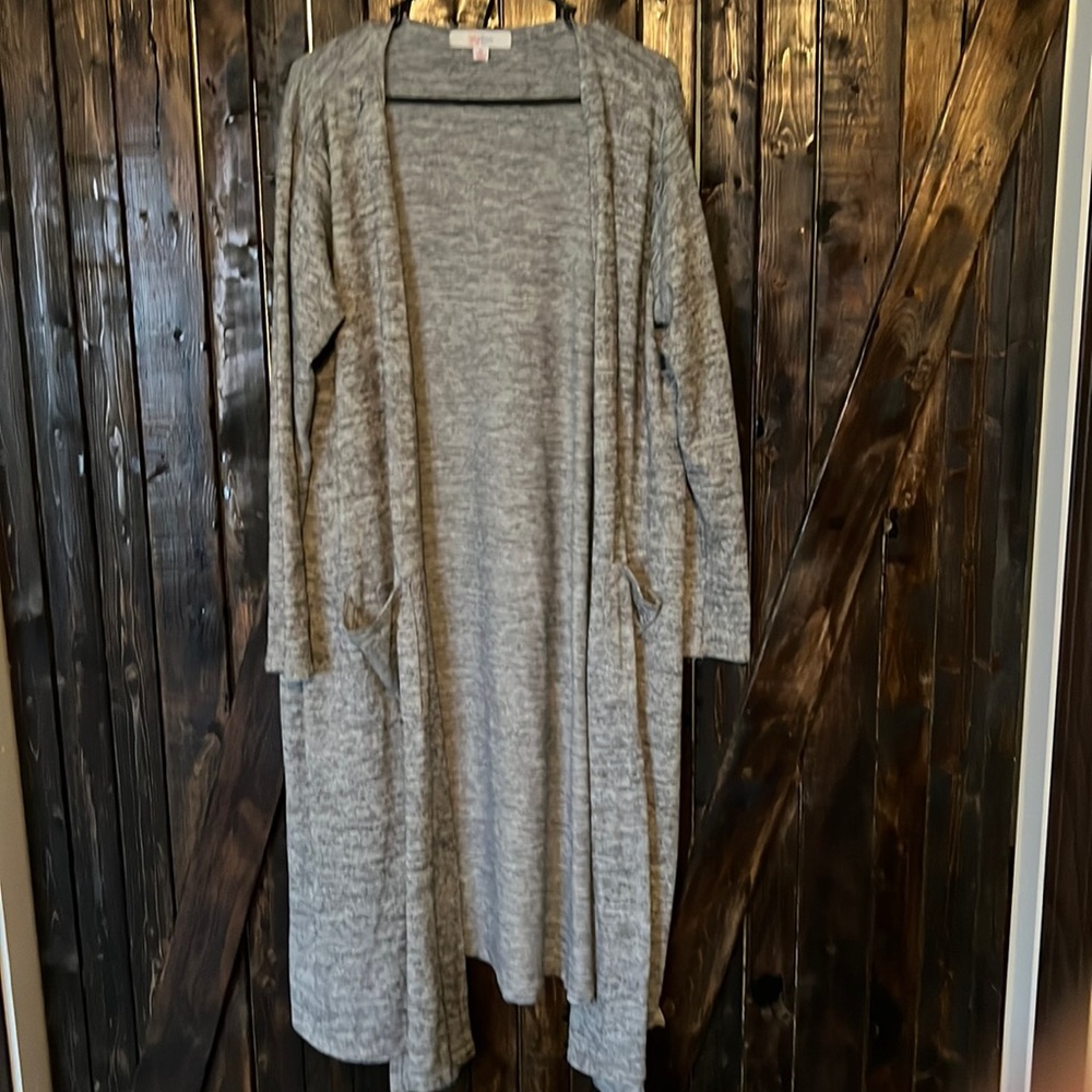 Gray heathered Sarah
